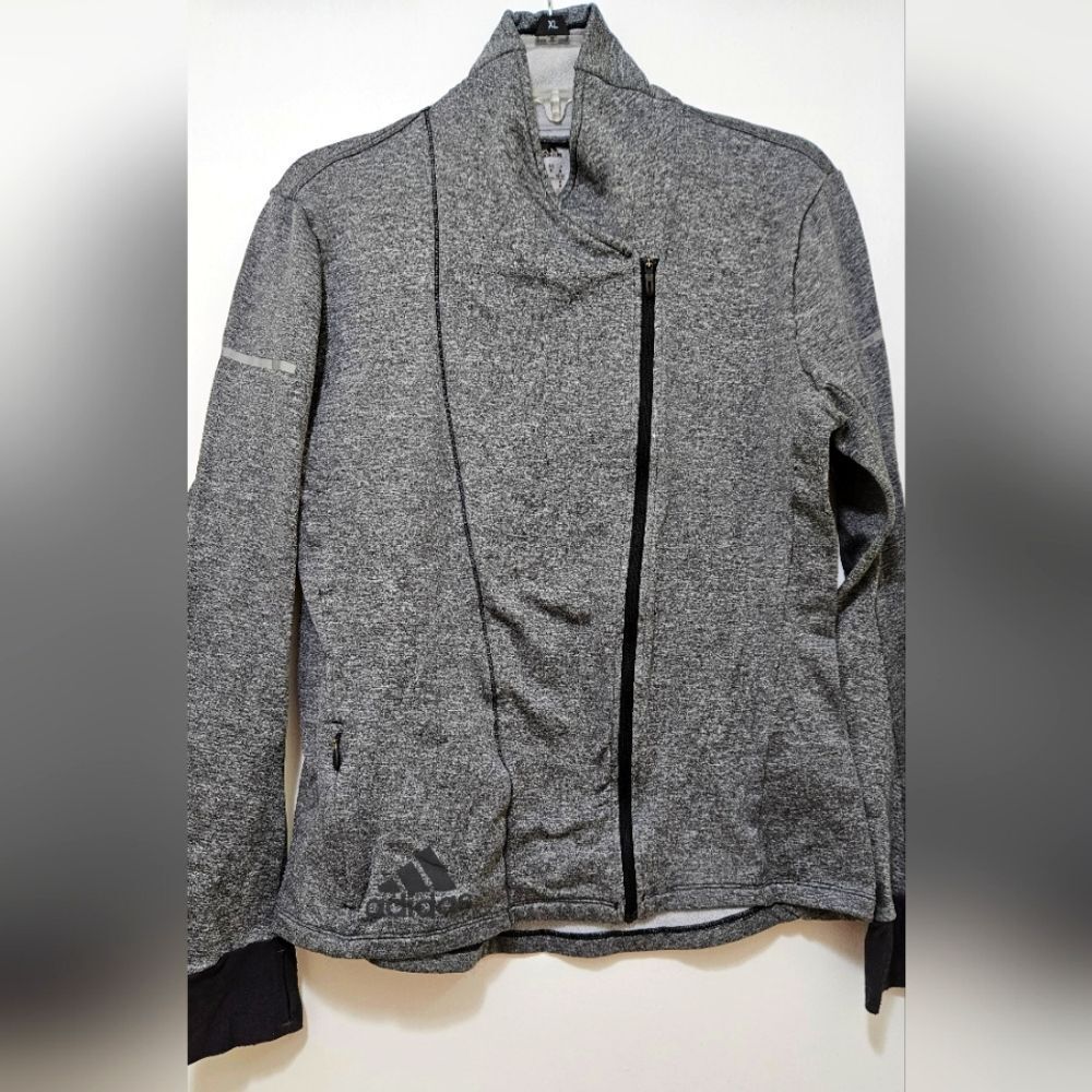 Adidas Women's Athletic Sweater Size Medium
